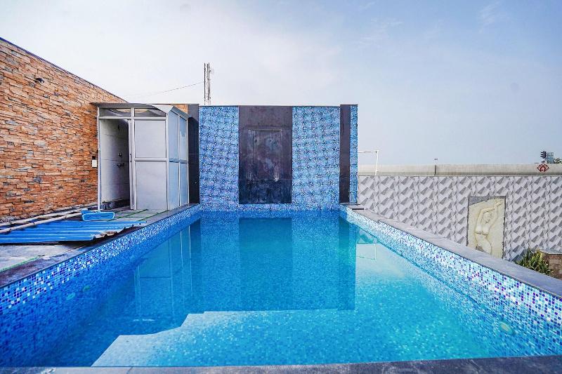 Fabhotel Idea Inn image