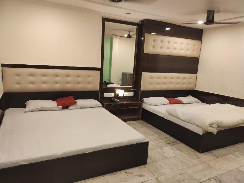 Hotel Hare Rama Deluxe