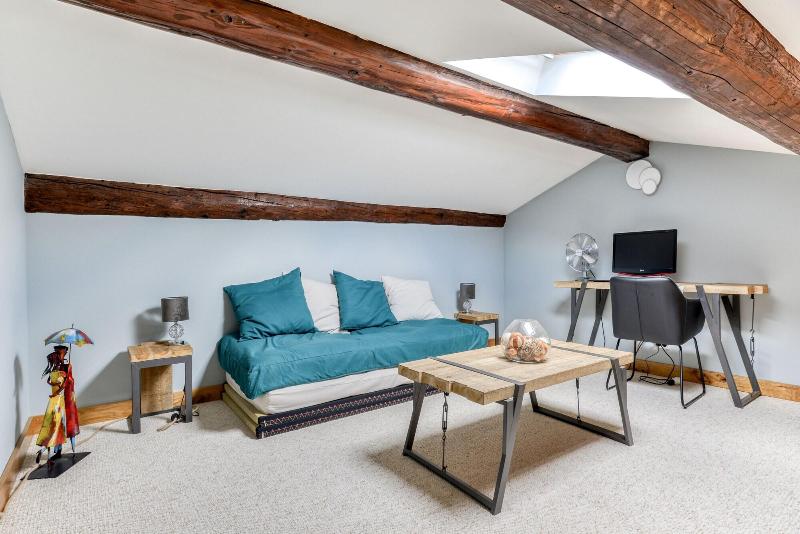 Maison Dix image