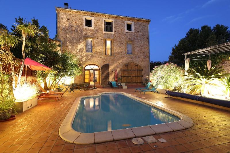 Maison Dix image