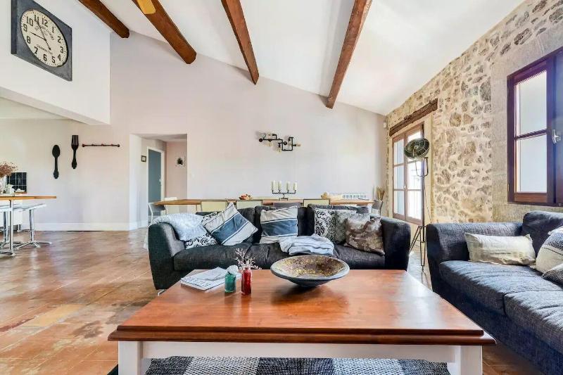 Maison Dix image