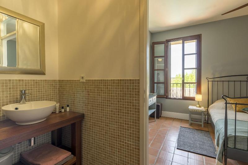 Maison Dix image