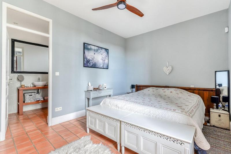 Maison Dix image