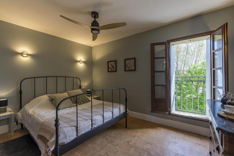 Maison Dix image