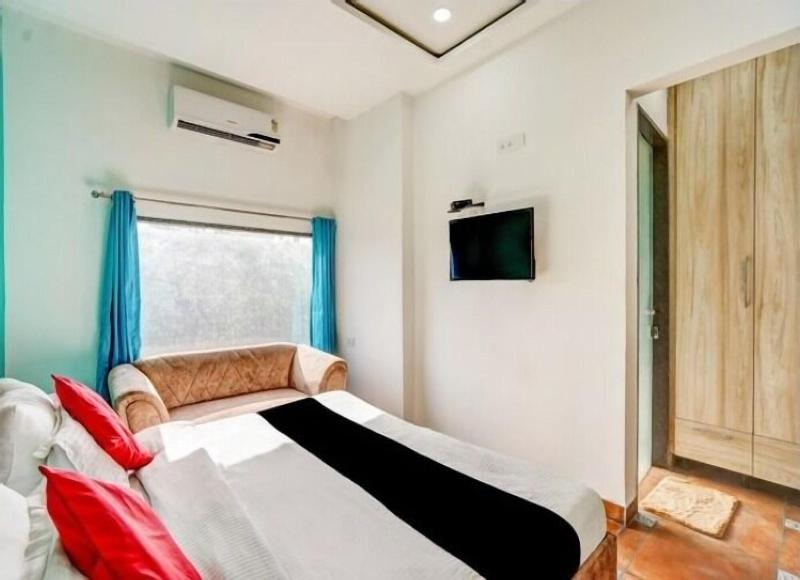 Hotel Mannat image
