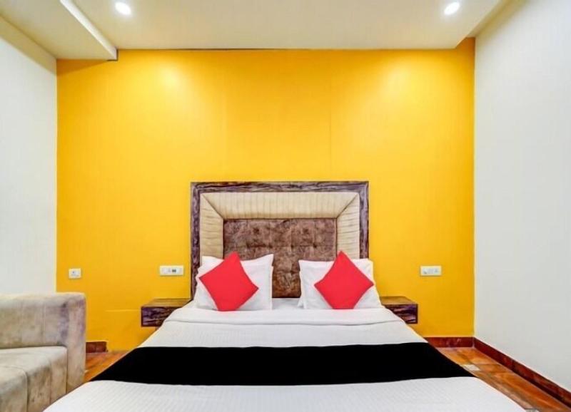 Hotel Mannat image