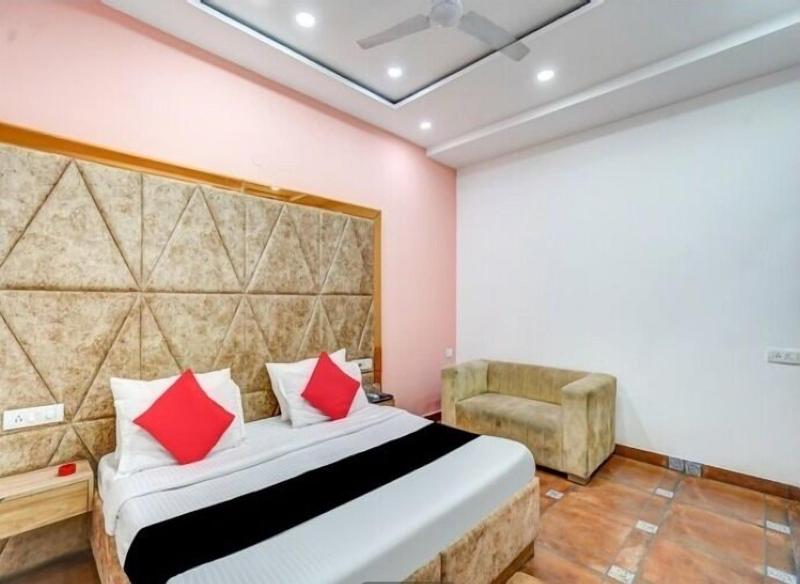 Hotel Mannat image