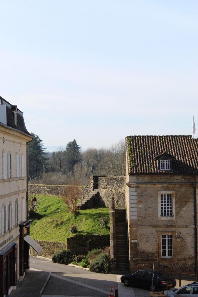 Logis Hã´tel Le Commerce