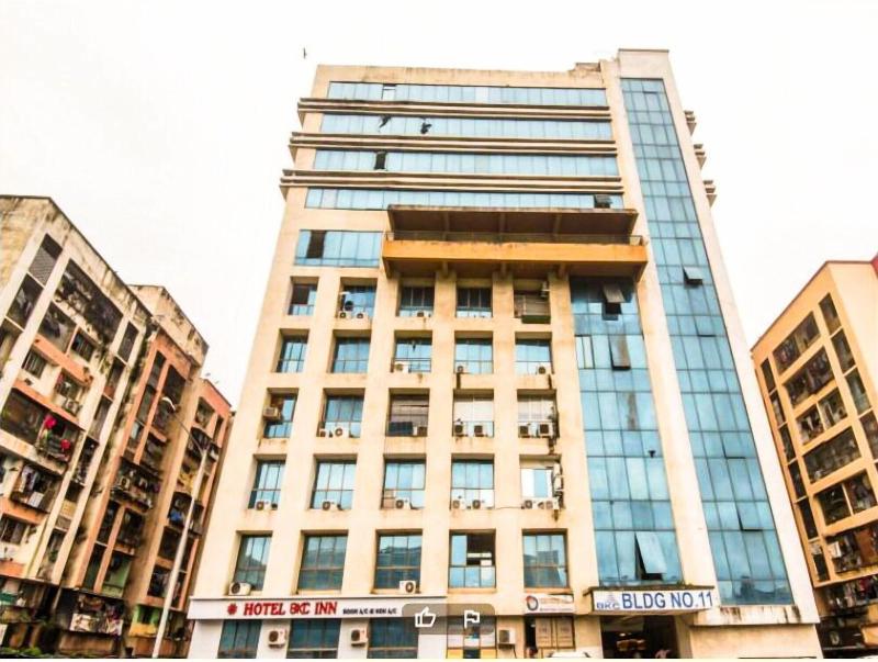 Hotel Bkc Inn Near Trade Centre Visa Consulate image
