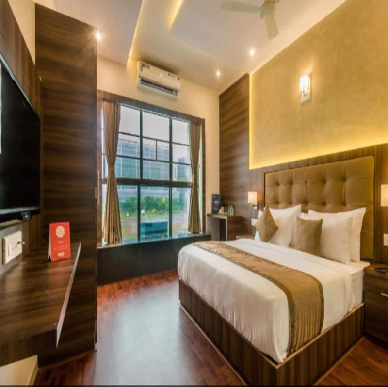 Hotel Bkc Inn Near Trade Centre Visa Consulate image