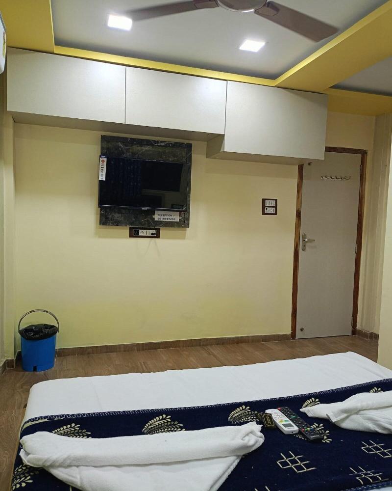 Tanvi Guest House Marol image