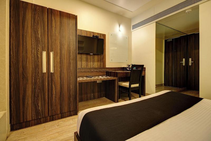 Hotel Mumbai House Juhu image