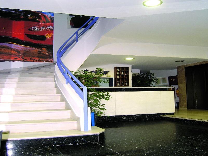 Roy Hotel image