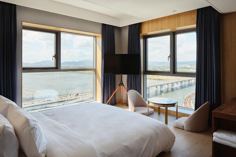 Hotel Tt Gupo image
