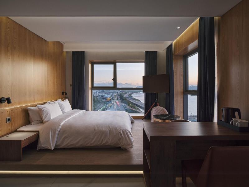 Hotel Tt Gupo image