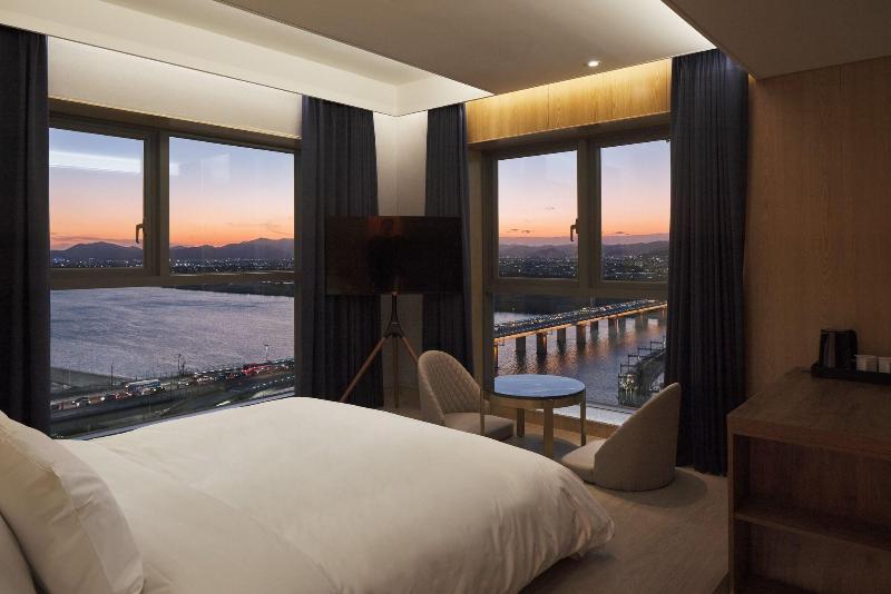 Hotel Tt Gupo image
