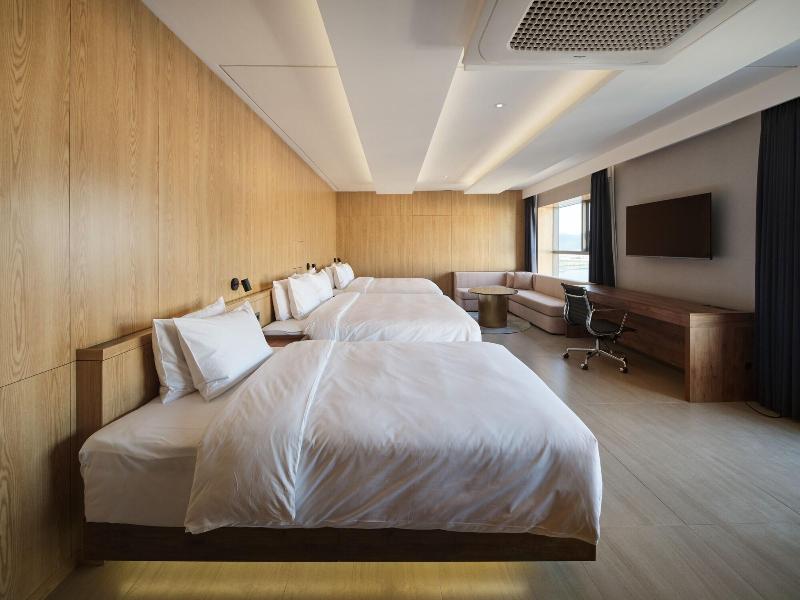 Hotel Tt Gupo image