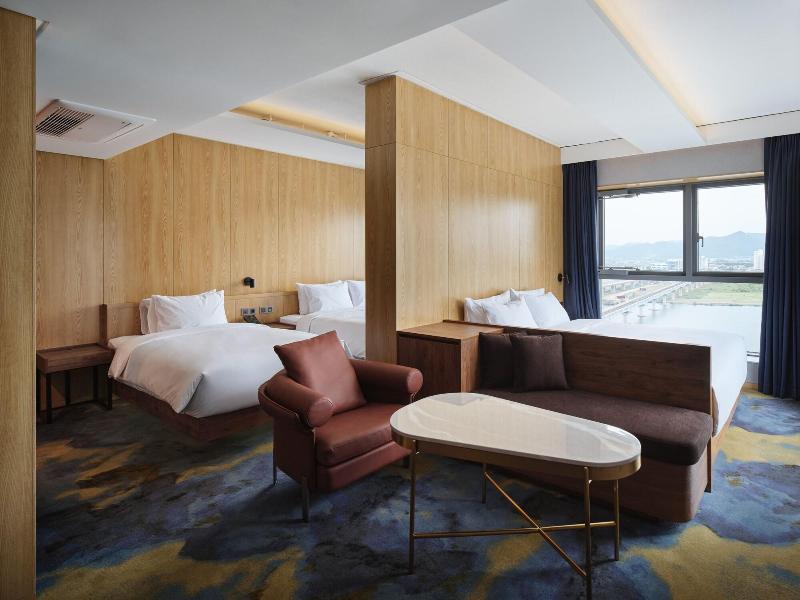Hotel Tt Gupo image