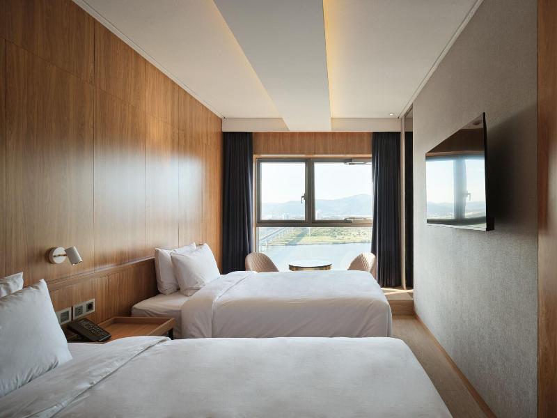 Hotel Tt Gupo image