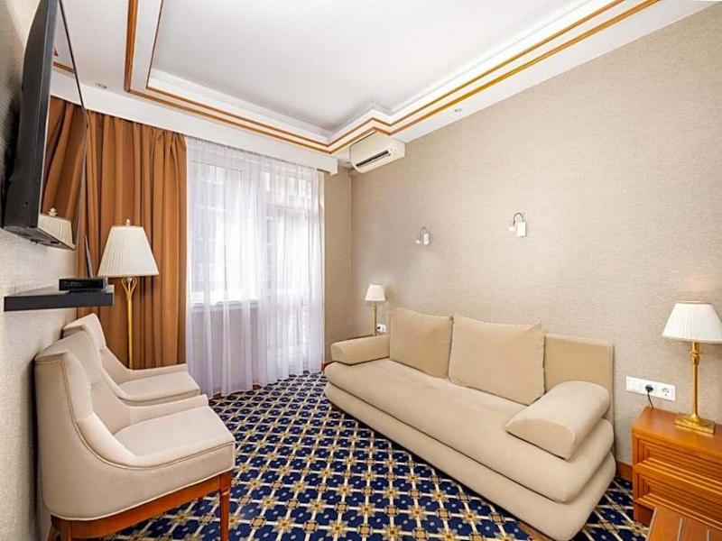 Central Hotel Es Etterem image 4