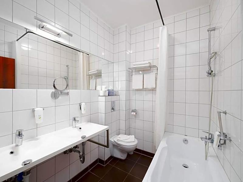 Central Hotel Es Etterem image 3