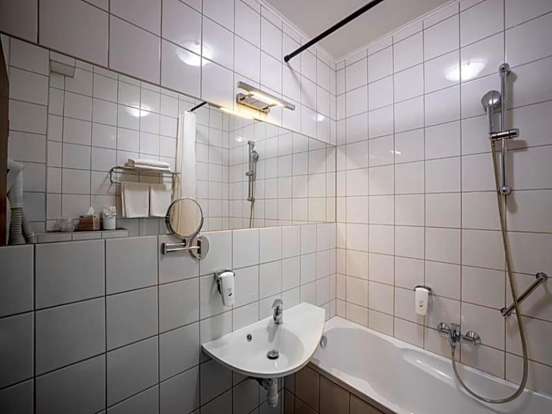 Central Hotel Es Etterem image