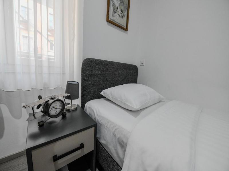 Hotel De France image