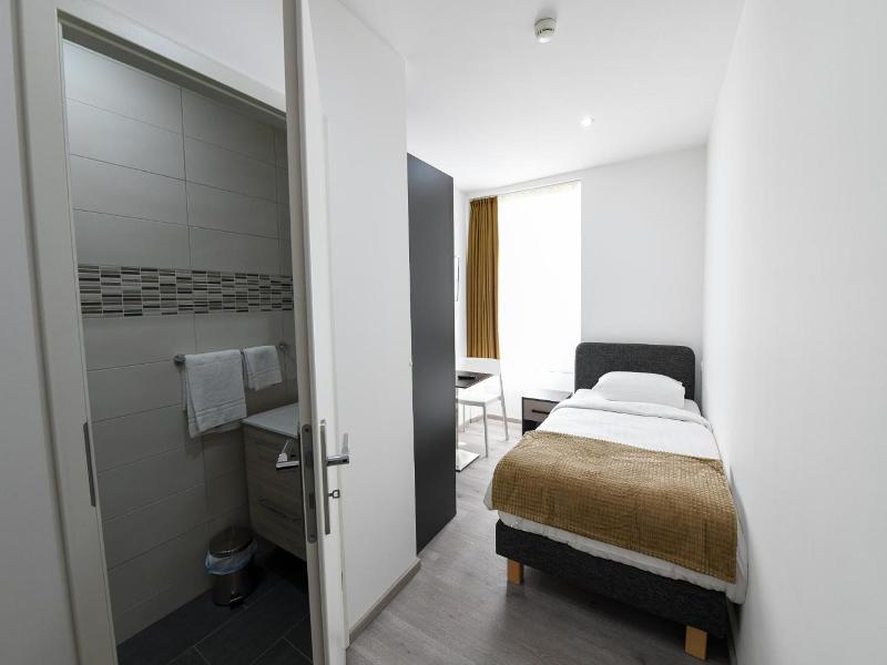 Hotel De France image