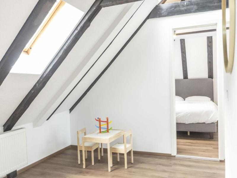 Hotel De France image