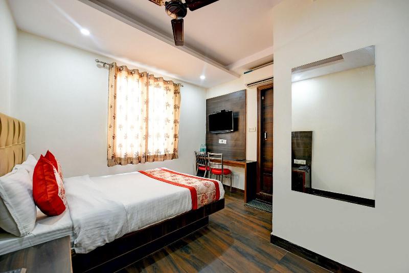 Hotel Dhwani Palace image
