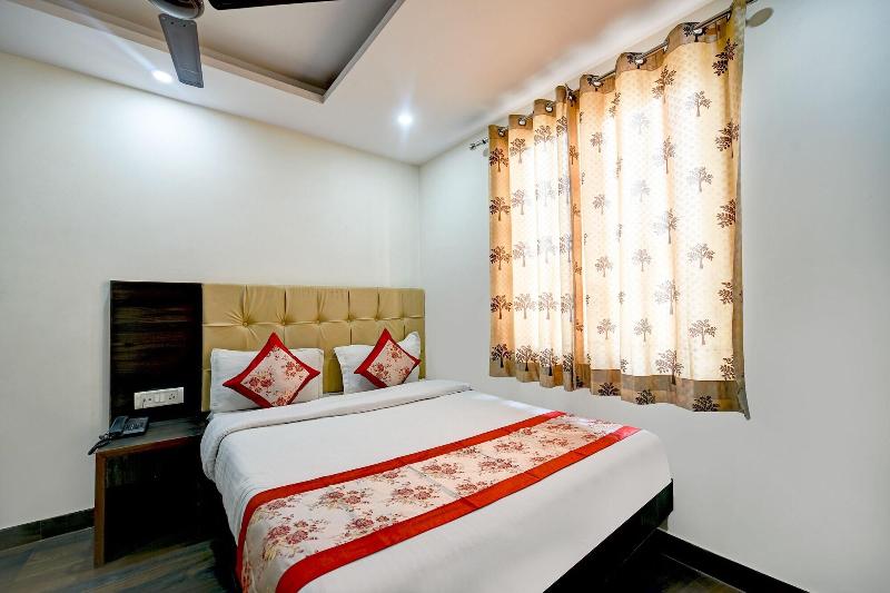 Hotel Dhwani Palace image