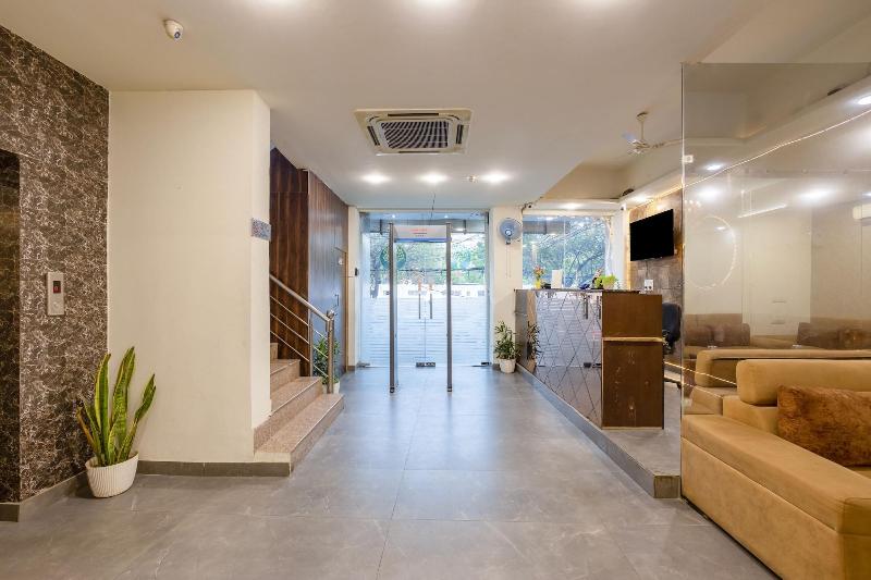 Airport Hotel Tashree image