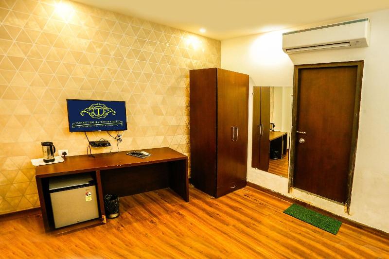 Airport Hotel Tashree image