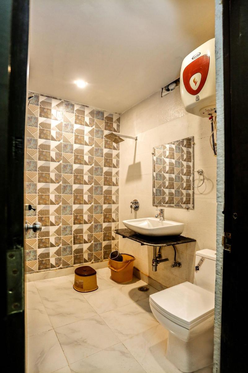 Airport Hotel Tashree image