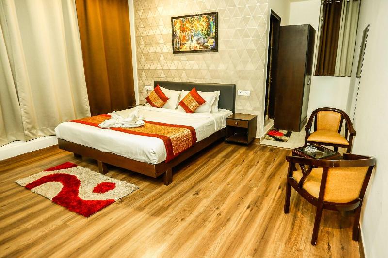 Airport Hotel Tashree image