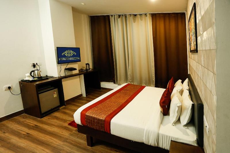 Airport Hotel Tashree image