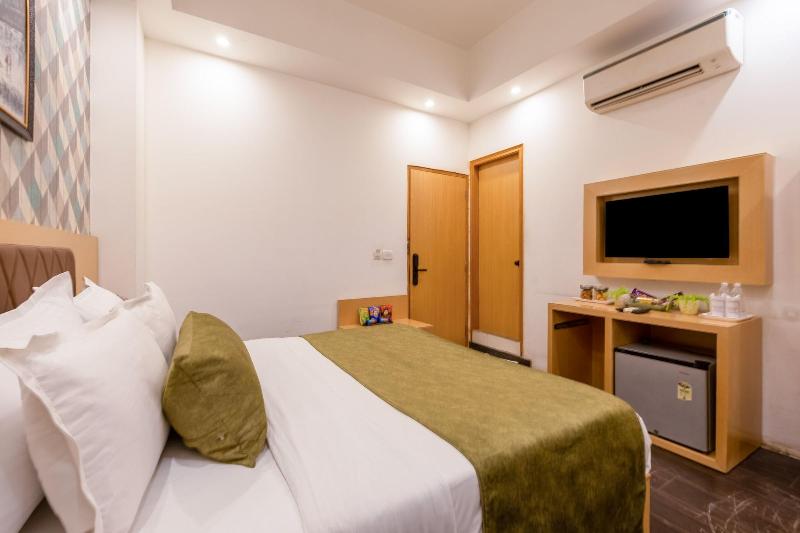 Airport Hotel Tashree image