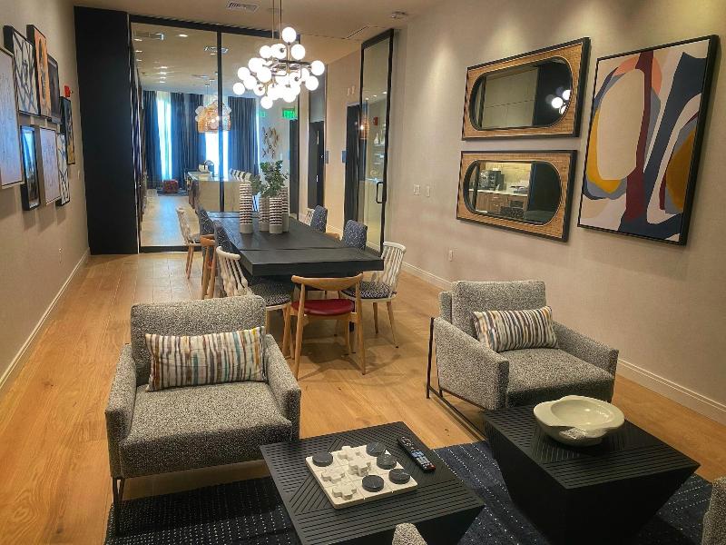 Kinn Guesthouse Downtown image
