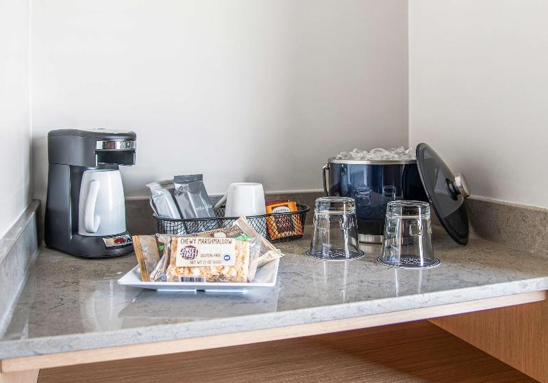 Hyatt Place Newark Silicon Valley image