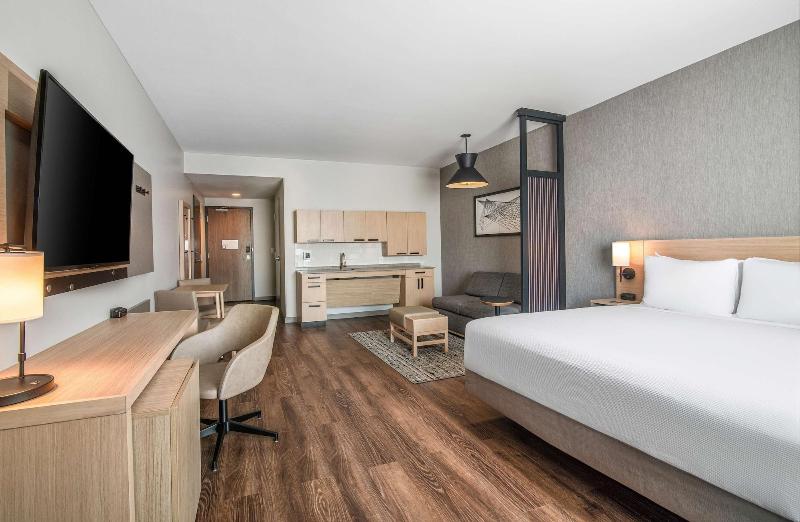 Hyatt Place Newark Silicon Valley image