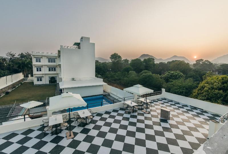 Serenity Hill Resort Spa image