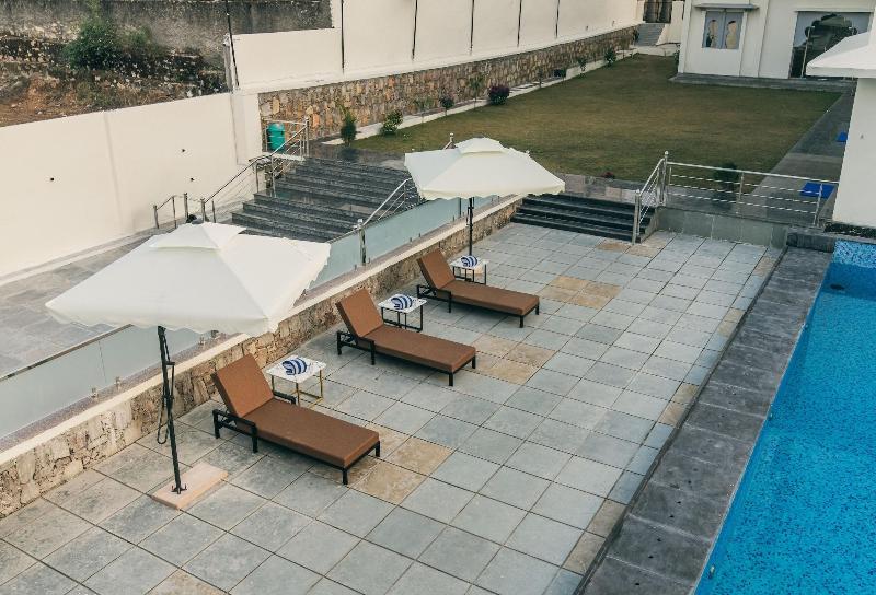 Serenity Hill Resort Spa image