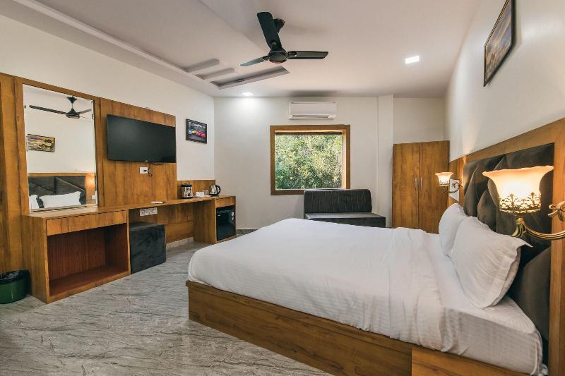 Serenity Hill Resort Spa image