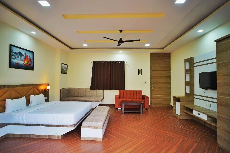 Serenity Hill Resort Spa image