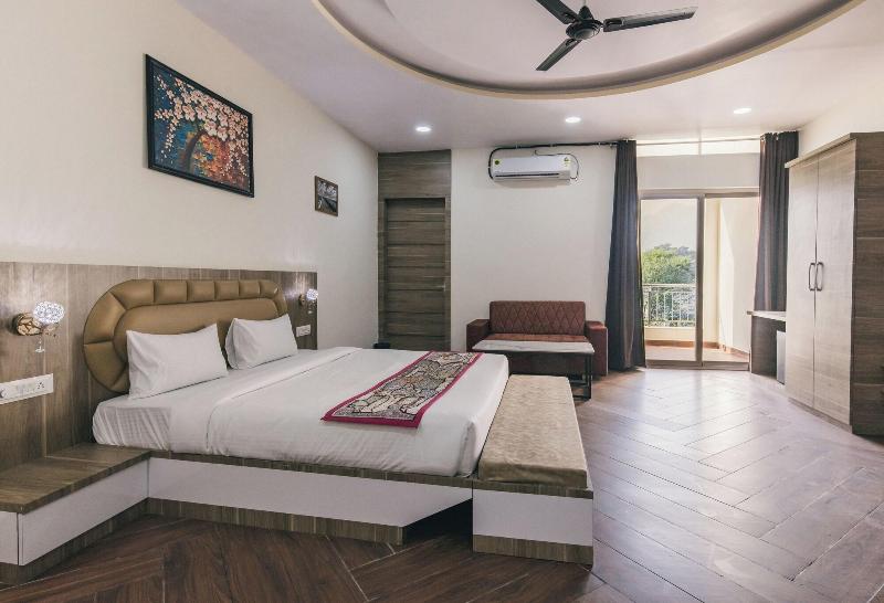 Serenity Hill Resort Spa image