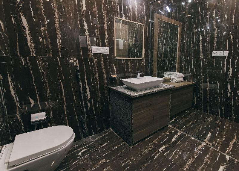Serenity Hill Resort Spa image