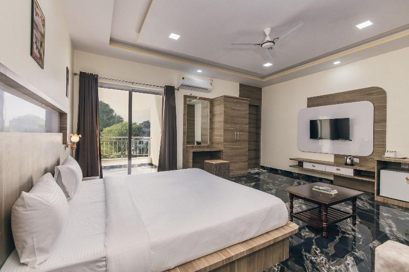 Serenity Hill Resort Spa image
