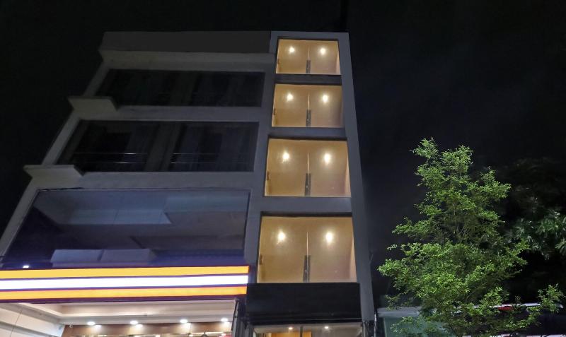 Treebo Galaxy Rooms image