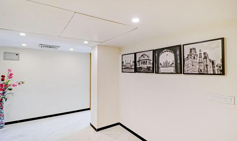 Treebo Galaxy Rooms image
