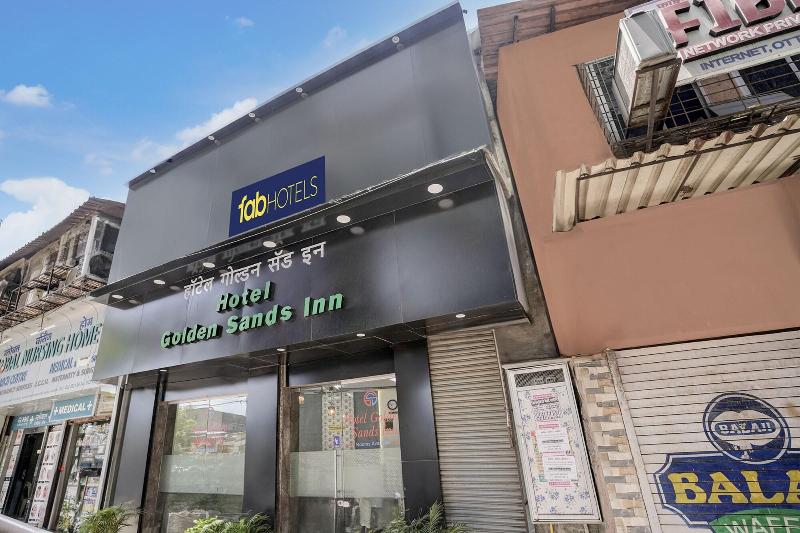 Fabexpress Golden Sands Inn image